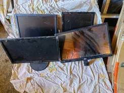 Samsung. 19", ���������� �� (LCD, LED, QLED) ����