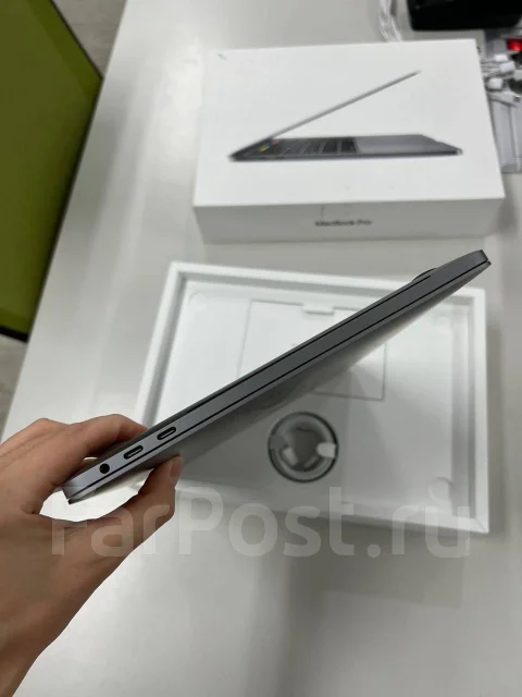 Apple MacBook Pro 13 2020. 13.3", ��� 16 ��, ���� 512���, WiFi: 1, Bluetooth: 1 ����