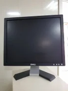 Dell. 17" ����