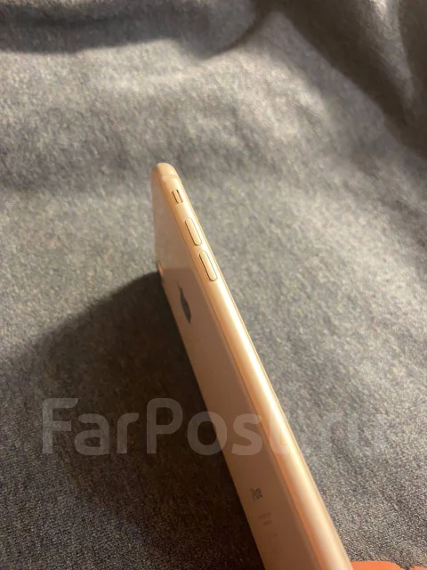 Apple iPhone 8. �/�, �����, 3G, 4G LTE, NFC ����