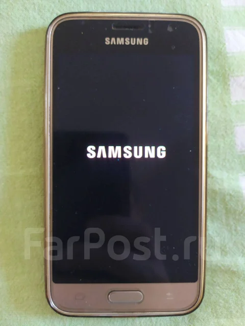 Samsung Galaxy J1 2016. �/�, 8 ��, �������, 4G LTE ����