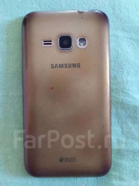 Samsung Galaxy J1 2016. �/�, 8 ��, �������, 4G LTE ����