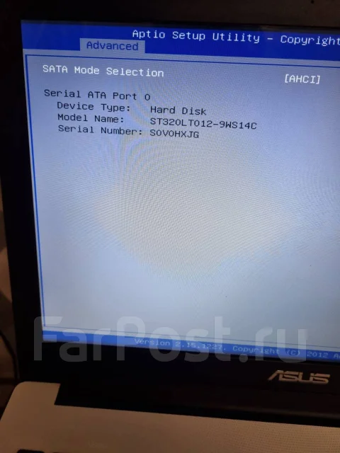 Asus X502C. 15", 1,5����, ��� 4 ��, ���� 320���, WiFi: 1, Bluetooth: 1, ����������� �� 4��. ����