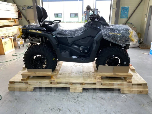 BRP Can-Am Outlander 1000R XT-P. ��������, ��, ��� ������� ����