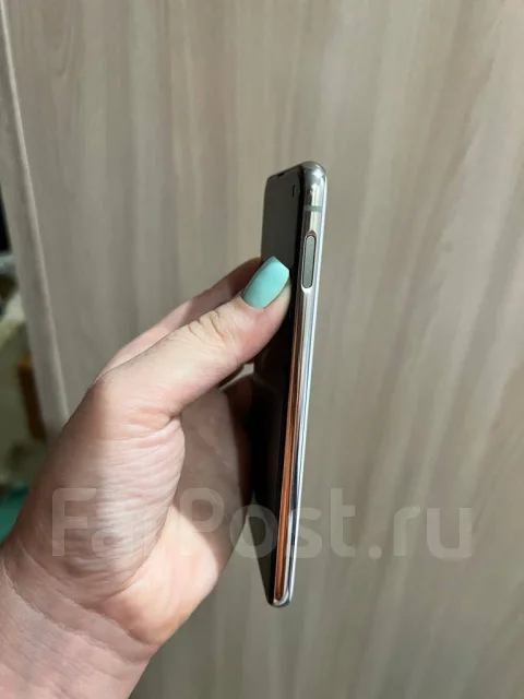 Samsung Galaxy S10e. �/�, �����, Dual-SIM ����