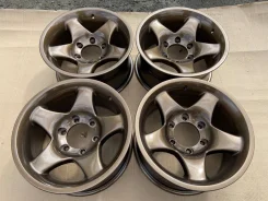 Bridgestone NR-595. 8.0x16", 6x139.7, ET0, �� 110,1���. ����