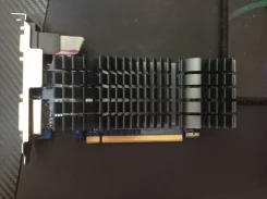 GeForce GT 730 ����
