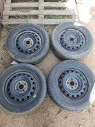 Bridgestone Blizzak Revo2. ������, ��� �����, 2011 ���, �/�, ����� 70 % ����