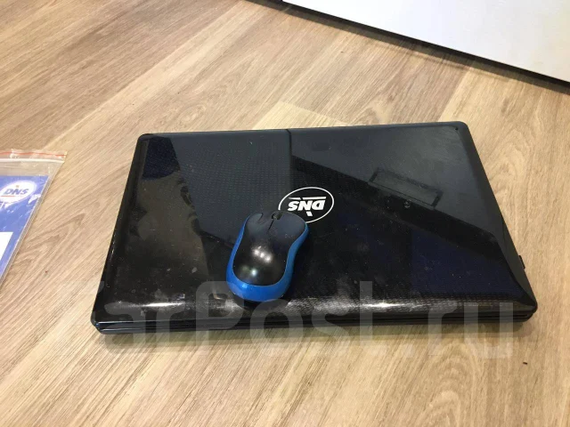 DNS. 16.1", 1����, ��� 12 ��, ���� 200���, WiFi: 1, Bluetooth: 1, ����������� �� 4��. ����