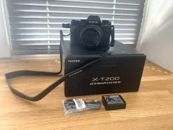 Fujifilm X-T200 Kit. 20 � ����� �� ����