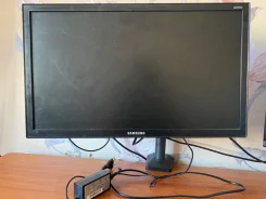 Samsung. 21.5", ���������� �� (LCD, LED, QLED) ����