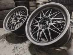 Work Rezax. 8.5/9.5x18", 5x114.3, ET40/35, �� 73,1���. ����