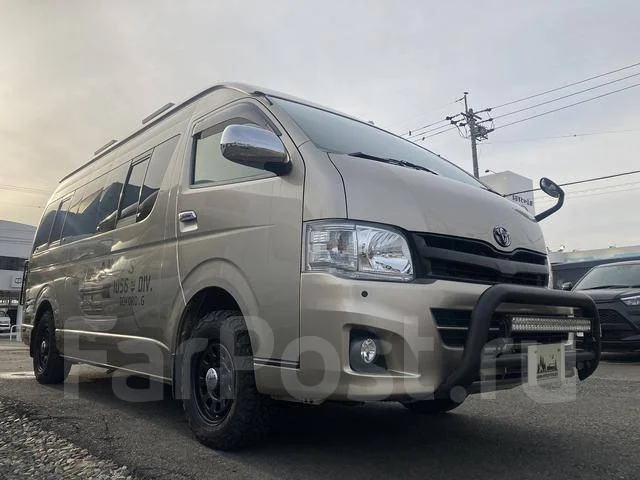 Toyota Hiace. �������, 4wd, 3.0 (144��.�.), ������, 23����. ��, �/�. ��� ����� �� ������������ ����