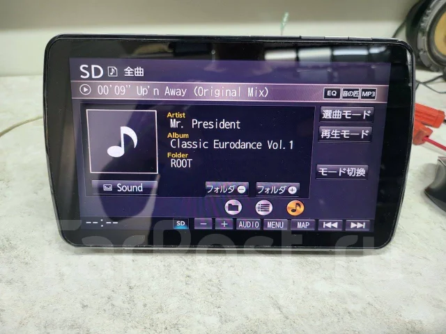 Panasonic CN-F1XD ����