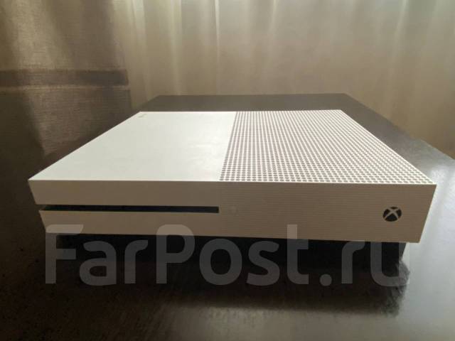 Xbox one s - Игровые приставки и консоли в Хабаровске