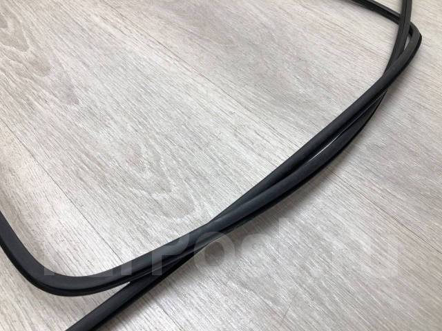 Молдинг лобового стекла Toyota Chaser GX100 1GFE купить в Находке по ...