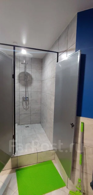 Изготовление душевых и санитарных перегородок из поликарбоната ...