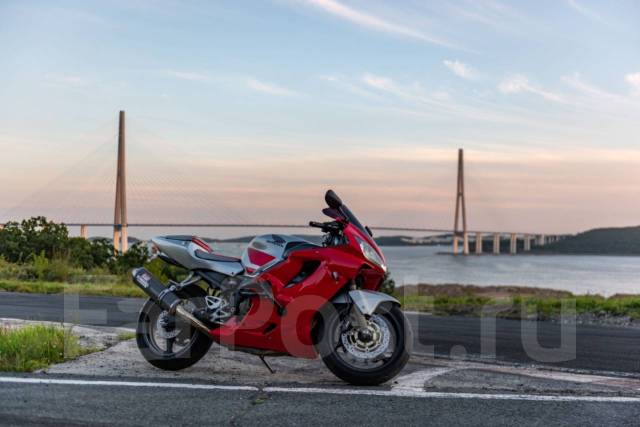 Honda CBR 600F4i, 2002 - Продажа мотоциклов во Владивостоке