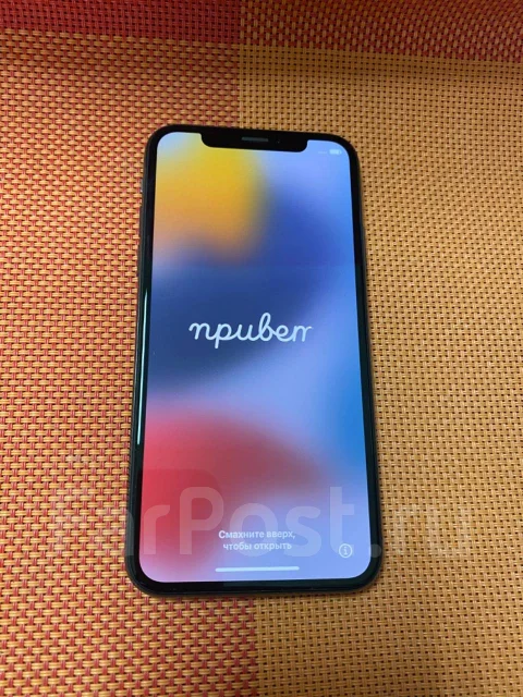 Apple iPhone X. �/�, ������, 4G LTE, ����������, NFC ����