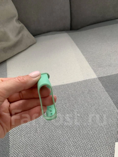 Xiaomi Mi Band 4 ����