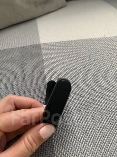 Xiaomi Mi Band 4 ����