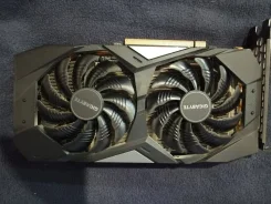Radeon RX 5500 XT ����