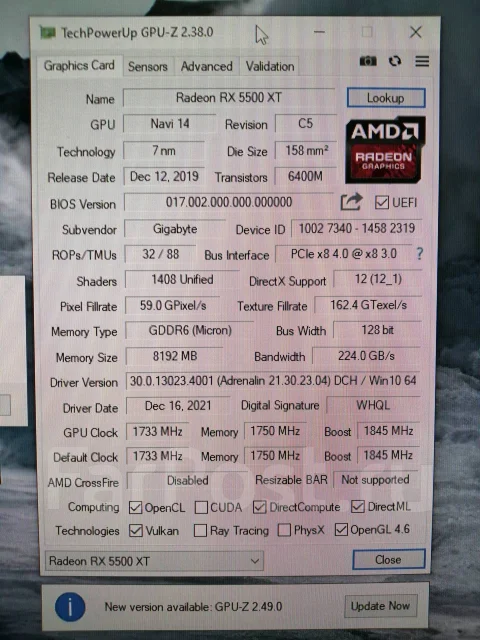 Radeon RX 5500 XT ����