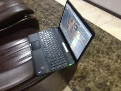 Sony VAIO PCG-71211V. 15", 2,5����, ��� 6 ��, ���� 300���, WiFi: 1, Bluetooth: 1, ����������� �� 2��. ����