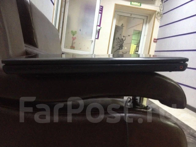 Sony VAIO PCG-71211V. 15", 2,5����, ��� 6 ��, ���� 300���, WiFi: 1, Bluetooth: 1, ����������� �� 2��. ����