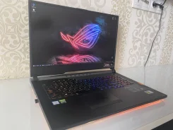 Asus ROG Strix Scar III G731GW. 17.3", 2,6����, ��� 32 ��, ���� 1 500���, WiFi: 1, Bluetooth: 1, ����������� �� 4��. ����
