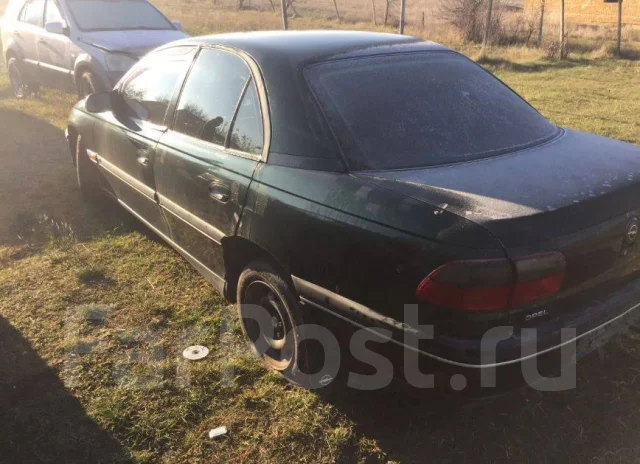 Opel Omega ����