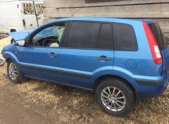 Ford Fusion ����