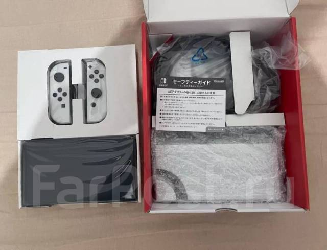 Nintendo switch Oled 300gb + 4 картриджа + челох и стекло. Трейд ин ...