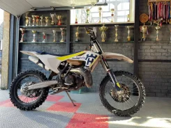 Husqvarna TX 300. 300����. ��., ��������, ��� ���, � �������� ����