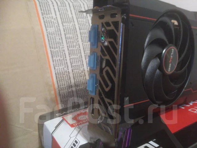 Radeon RX 6600 XT ����
