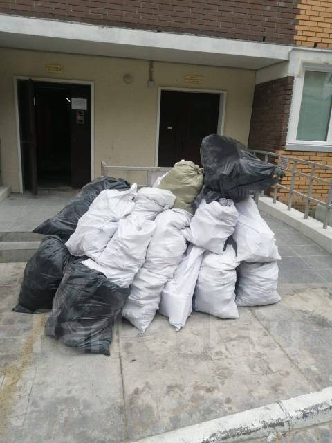 Вывоз мусора из квартиры, гаража. недорого! догруз. грузчи во Владивостоке