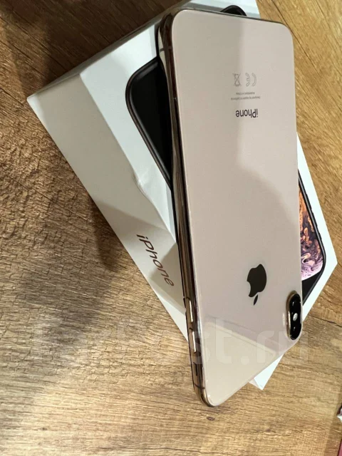 Apple iPhone Xs Max. �/�, �������, 3G, 4G LTE, ����������, NFC ����