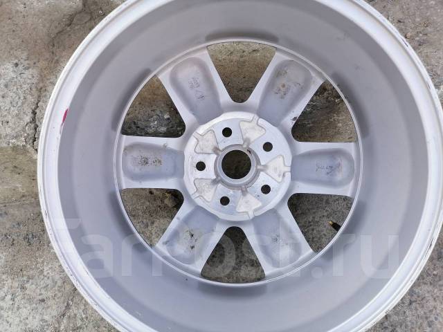 Продаётся Один Диск 17 Nissan - Диски во Владивостоке