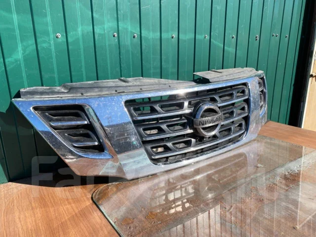 Решетка радиатора Nissan Patrol, Y62 купить в Благовещенске по цене: 19 ...