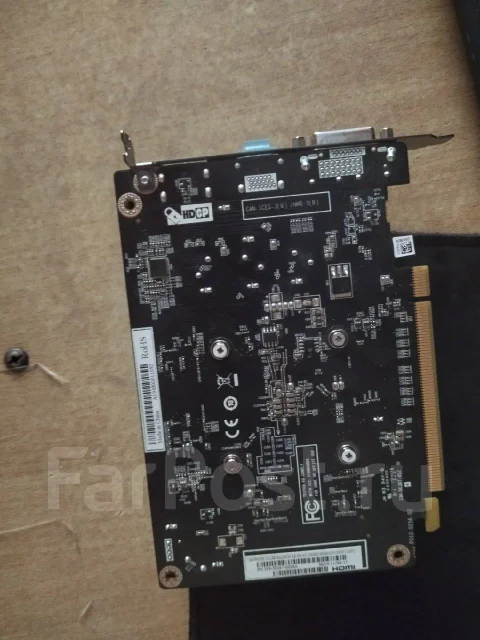 Radeon RX 550 ����