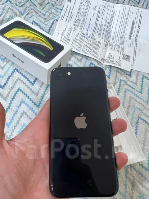 Apple iPhone SE 2020. �/�, ������, 4G LTE, NFC ����