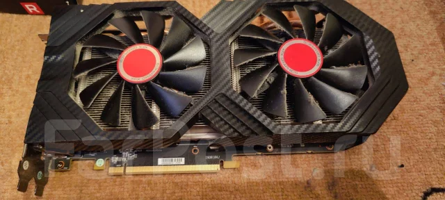 Radeon RX 590 ����