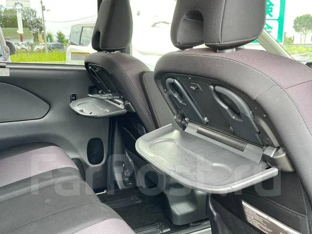 Nissan Serena. ��������, 4wd, 2.0 (150��.�.), ������, 32 000����. ��, �/�. ��� ����� �� ������������ ����