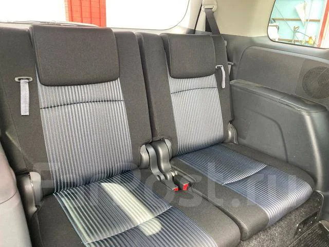 Toyota Isis. ��������, ��������, 1.8 (143��.�.), ������, 45 000����. ��, �/�. ��� ����� �� ������������ ����