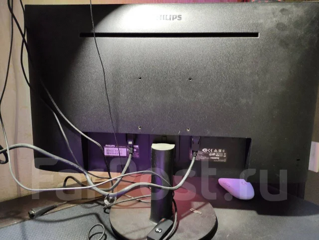 Philips. 27", ���������� �� (LCD, LED, QLED) ����