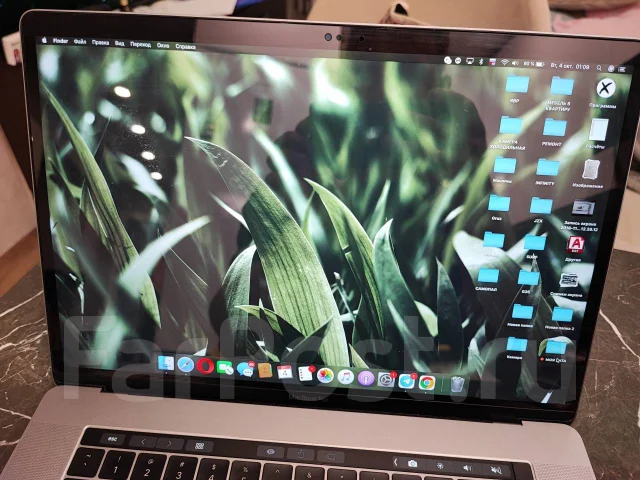 Apple MacBook Pro 15 2017 Mid. 15.4", 3,9����, ��� 16 ��, ���� 512���, WiFi: 1, Bluetooth: 1, ����������� �� 8��. ����