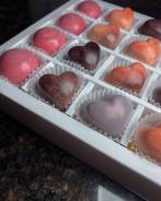 Корпусные конфеты из бельгийского шоколада, ручная работа фото