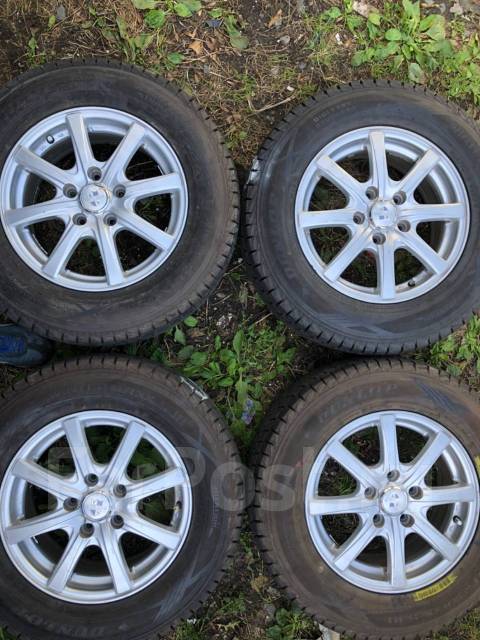 Dunlop, 205/70/15 - Шины во Владивостоке