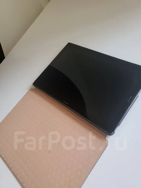 Huawei MediaPad M5. 10.8 ������ ����