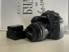 Canon EOS 5D Mark IV ����